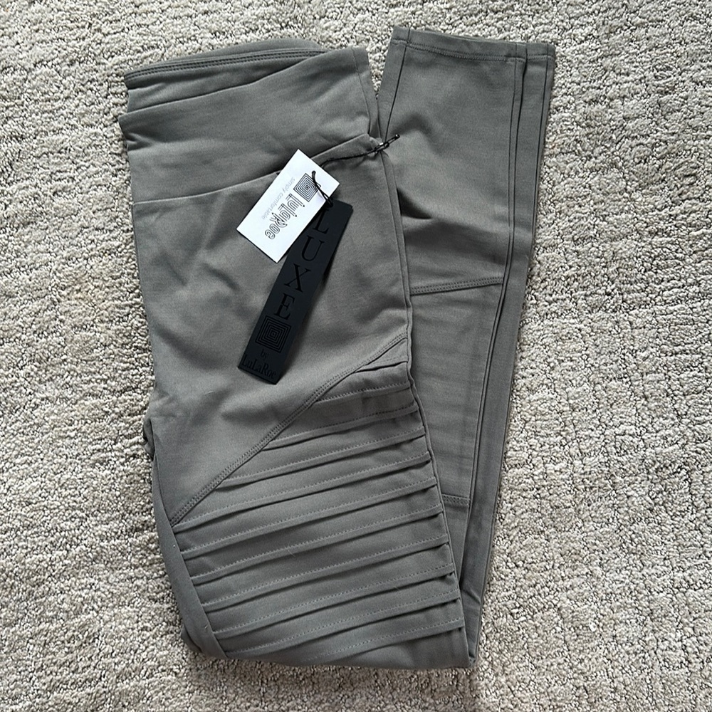 LuLaRoe LUXE moto leggings